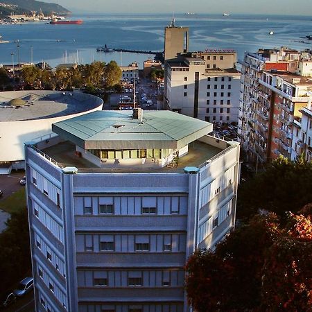 Hh Il Gabbiano Hotel La Spezia Exterior photo