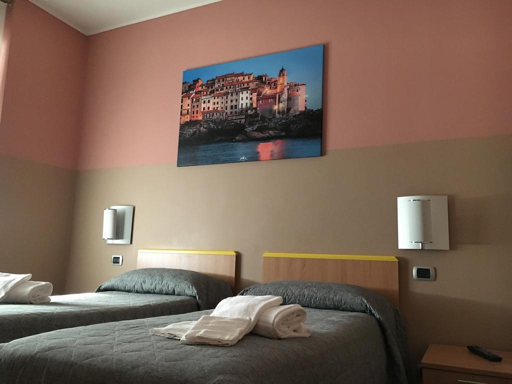 Hh Il Gabbiano Hotel La Spezia Exterior photo