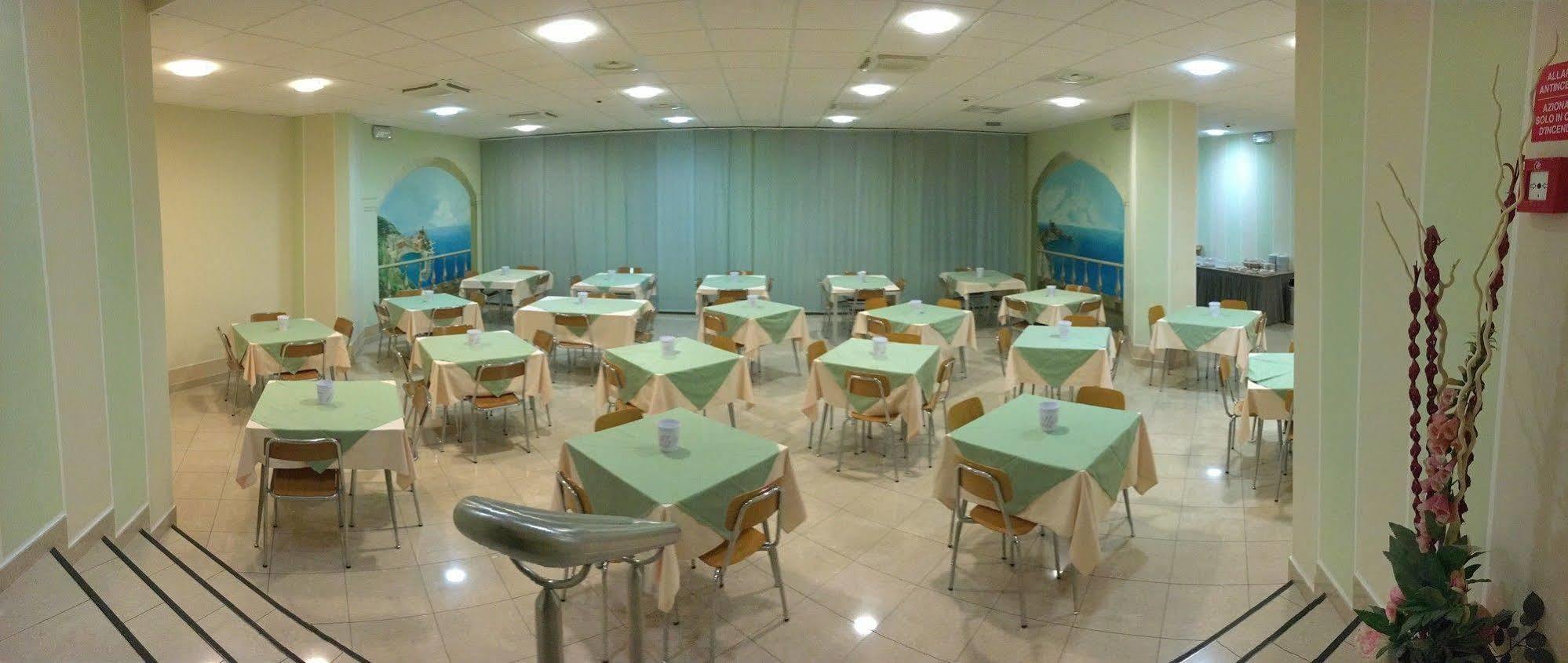 Hh Il Gabbiano Hotel La Spezia Exterior photo